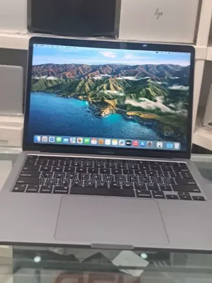 New Laptop Apple MacBook Pro 2019 6GB Intel Core I5 SSD 128GB