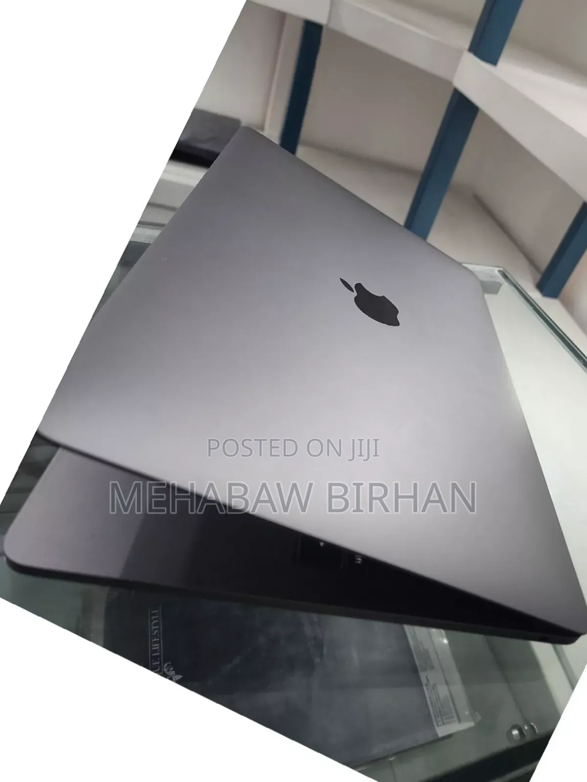 New Laptop Apple MacBook Pro 2019 6GB Intel Core I5 SSD 128GB