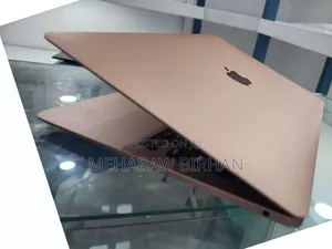 New Laptop Apple MacBook Air 2020 M1 8GB Intel Core I3 SSD 256GB