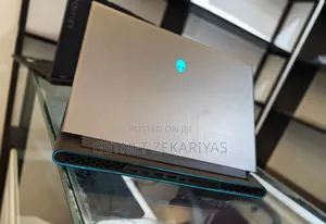 New Laptop Alienware M17x R2 32GB Intel Core I9 SSD 1T