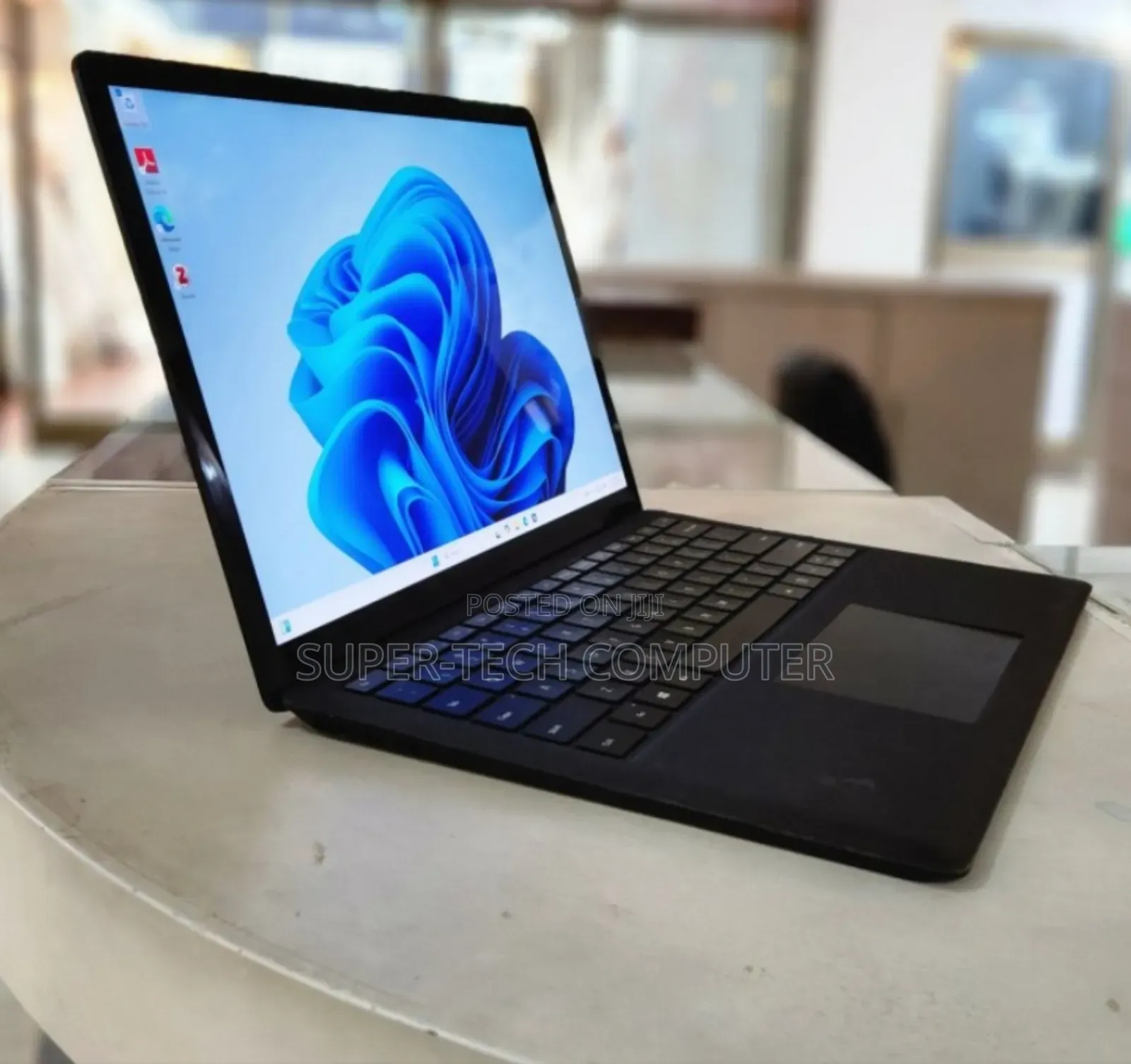 New Laptop Microsoft Surface 16GB Intel Core I7 SSD 512GB