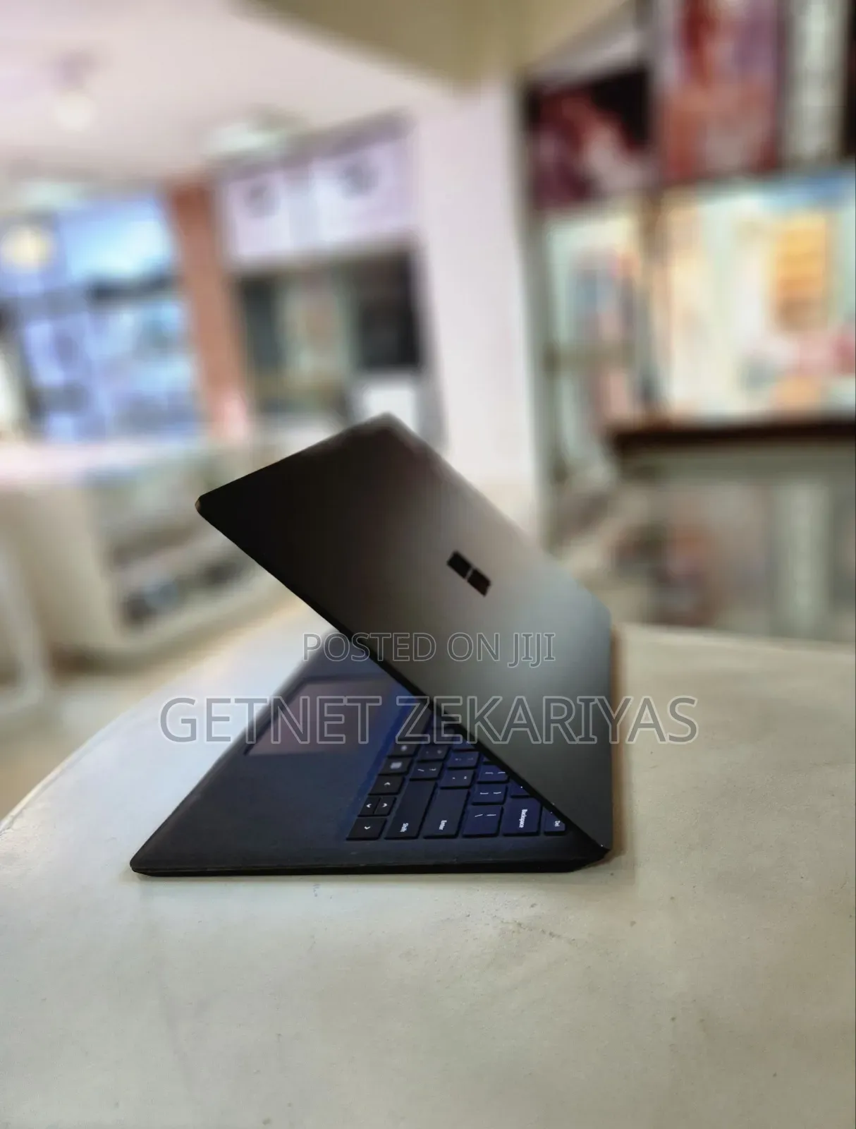 New Laptop Microsoft Surface 16GB Intel Core I7 SSD 512GB