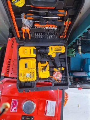 Drill Dewalt With Full Accessories