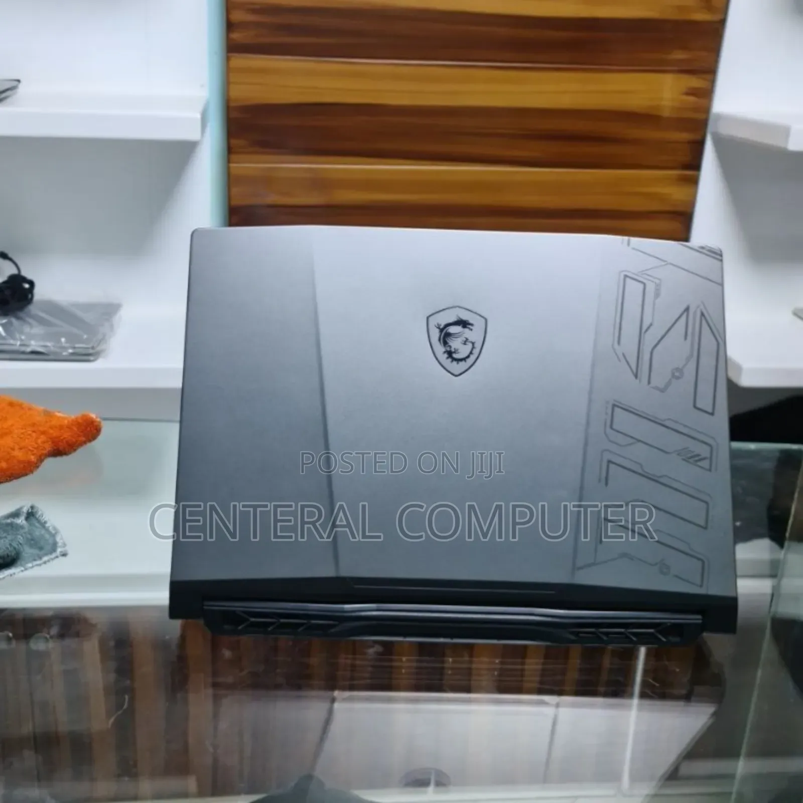 New Laptop MSI Pulse GL66 16GB Intel Core I7 SSD 512GB