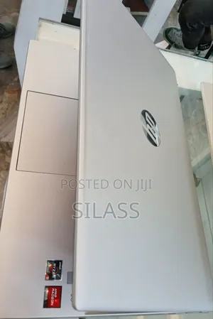 Photo - New Laptop HP Pavilion 15 8GB AMD Ryzen 5 SSD 512GB