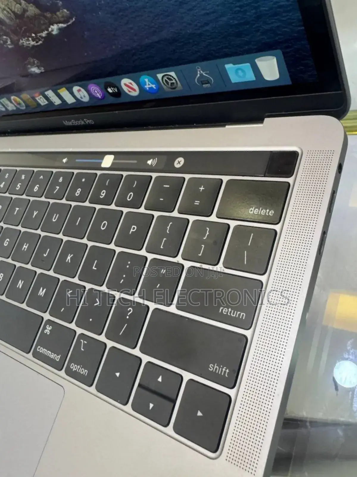 New Laptop Apple MacBook Pro 2019 16GB Intel Core I5 SSD 2T