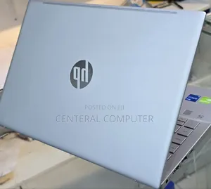 New Laptop HP Pavilion 17z 16GB Intel Core I5 SSD 512GB