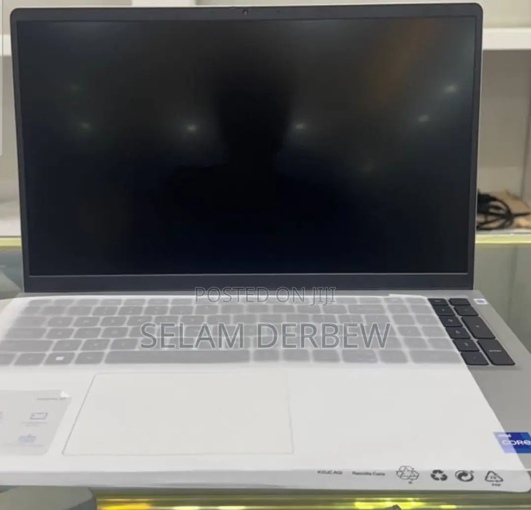 New Laptop Dell Inspiron 15 16GB Intel Core I7 SSD 1T