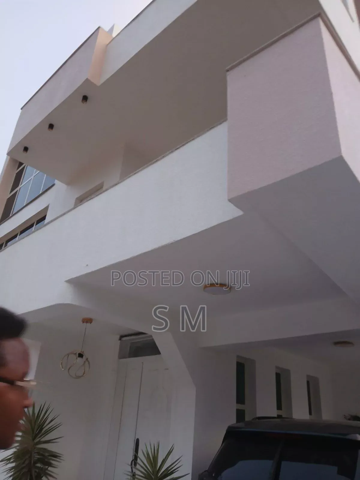 Furnished 2bdrm Villa in Bole for sale
