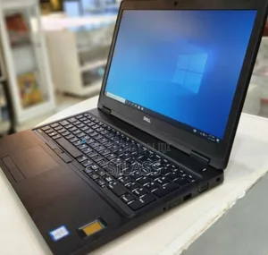 Photo - New Laptop Dell Latitude 5580 8GB Intel Core I5 SSD 256GB