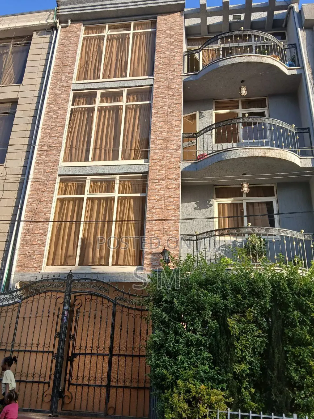 Furnished 5bdrm Villa in Bole for sale