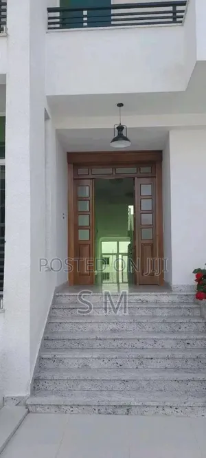 Furnished 5bdrm House in Bole for sale