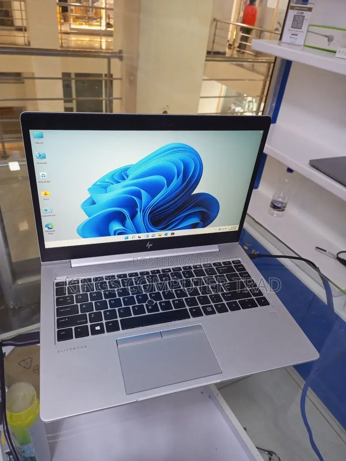 New Laptop HP EliteBook 745 G5 16GB AMD Ryzen 5 SSD 512GB