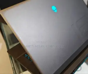 New Laptop Dell Alienware 13 32GB Intel Core I9 SSD 1T