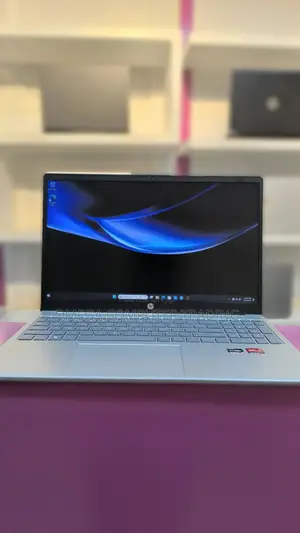 New Laptop HP Stream Notebook 8GB AMD Ryzen 5 SSD 512GB