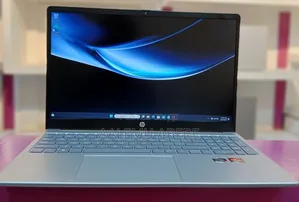 New Laptop HP Stream Notebook 8GB AMD Ryzen 5 SSD 512GB