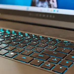 New Laptop Alienware M17x R2 32GB Intel Core I9 SSD 1T