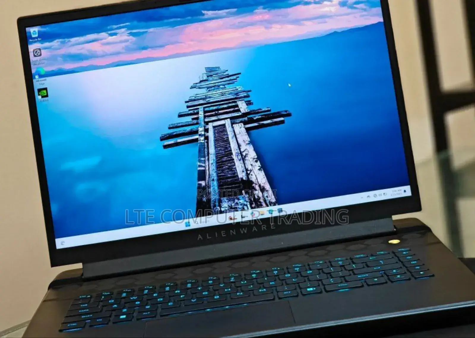 New Laptop Alienware M15 R3 32GB Intel Core I9 SSD 1T