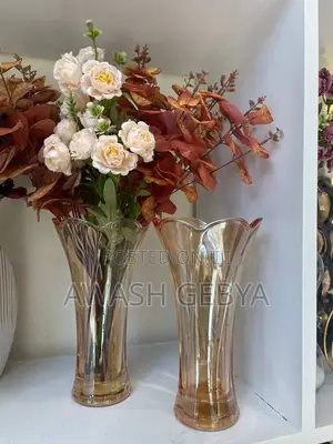 Photo - Glass Flower Vase