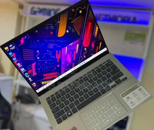 New Laptop Asus ZenBook 13 UX331UN 16GB Intel Core I7 SSD 512GB