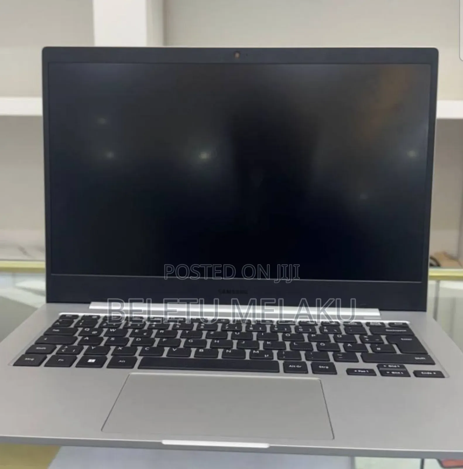 New Laptop Dell Inspiron 15 16GB Intel Core I7 SSD 1T