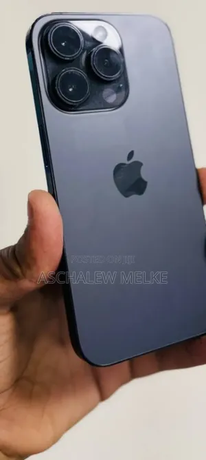 Photo - New Apple iPhone 14 Pro 128 GB Black