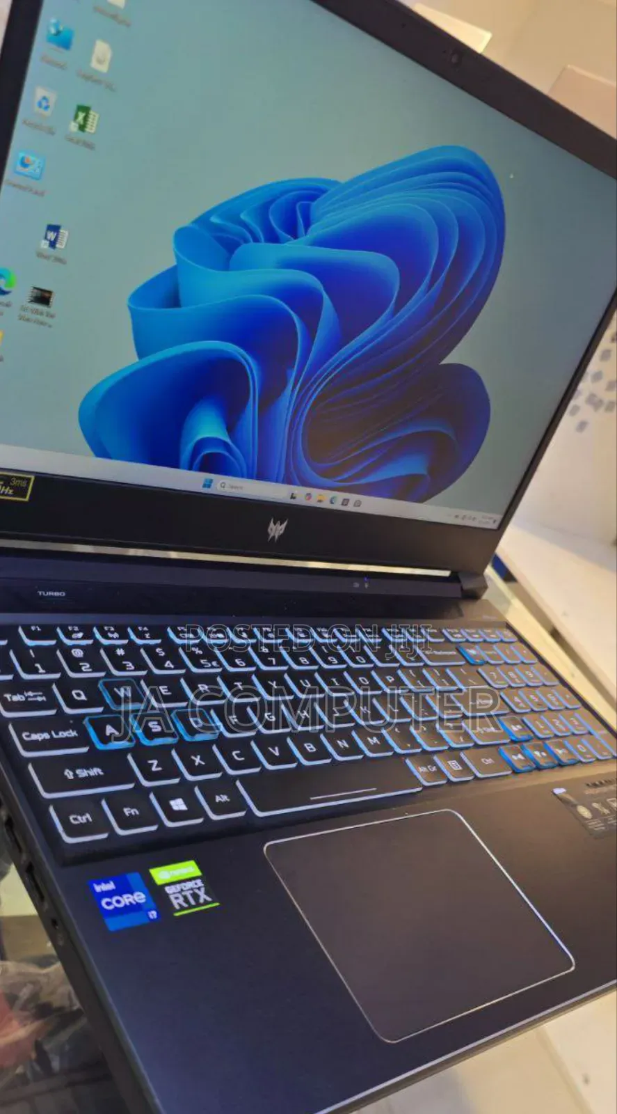 New Laptop Acer Predator Helios 300 16GB Intel Core I7 SSD 1T