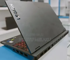 New Laptop Lenovo Legion 7 32GB SSD 1T