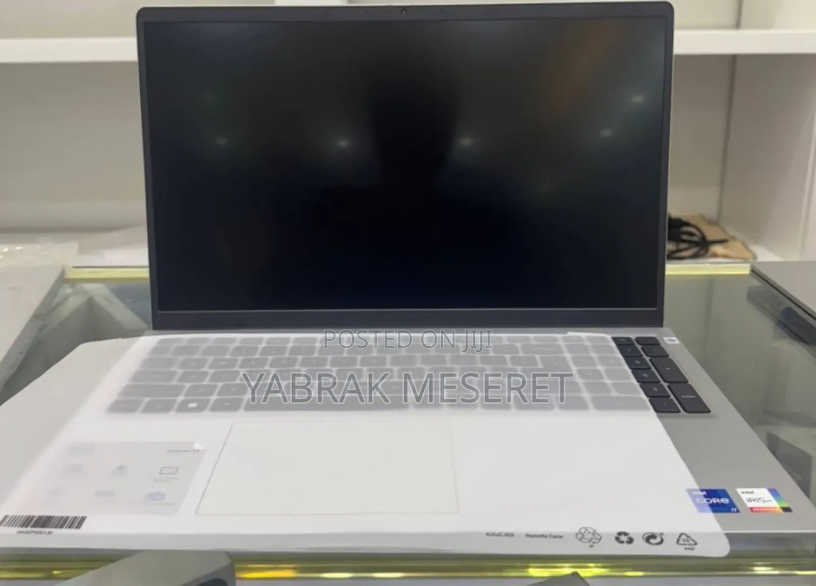 New Laptop Dell Precision 15 3520 16GB Intel Core I7 SSD 1T