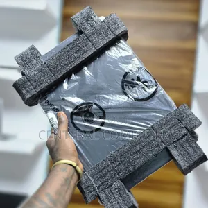 New Laptop HP Stream Notebook 4GB Intel Core I7 SSD 500GB