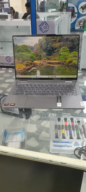 Photo - New Laptop Lenovo Yoga 7i 16GB AMD Ryzen 7 SSD 1T