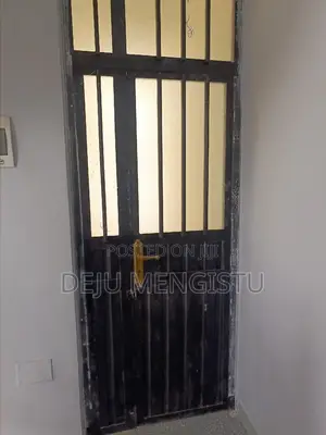1bdrm House in ሰባ ሁለት, Bole for rent