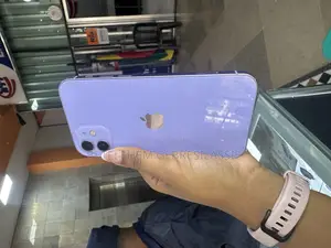 Photo - Apple iPhone 12 128 GB Blue