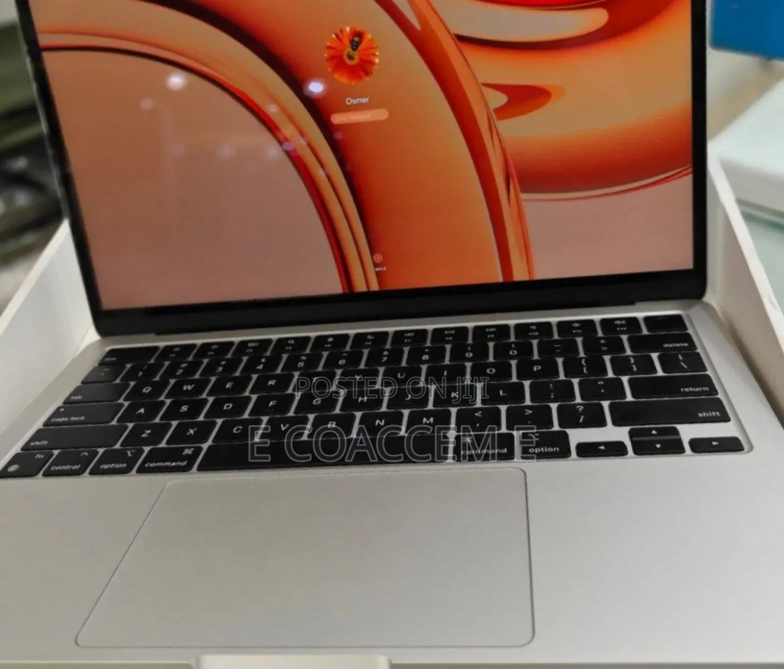 New Laptop Apple MacBook 8GB Apple M2 SSD 256GB