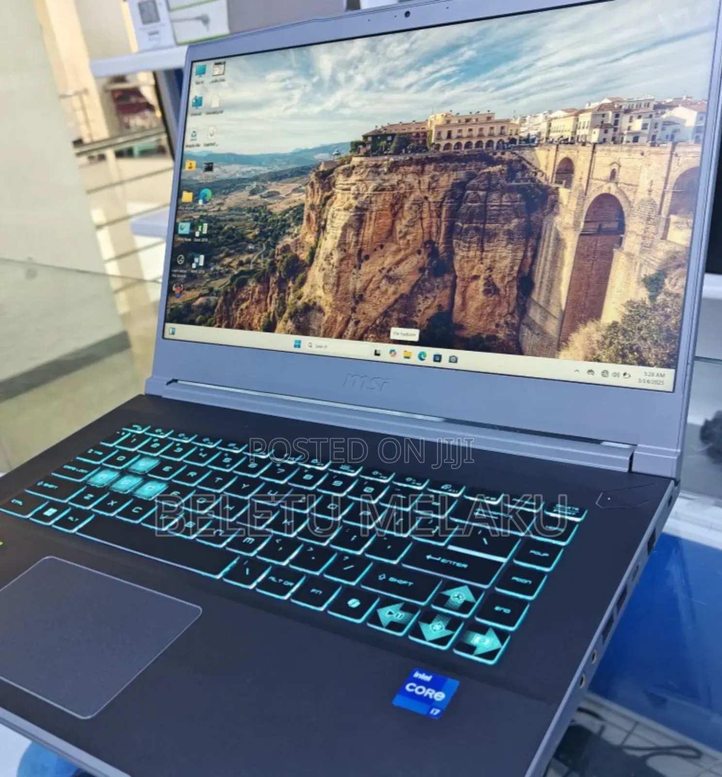 New Laptop MSI 16GB Intel Core I7 SSD 1T