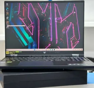 New Laptop Acer Predator Helios 18 PH18-71 32GB Intel Core I9 SSD 1T