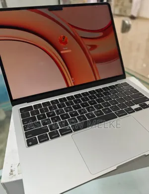 Photo - Laptop Apple MacBook Air 2022 M2 8GB Apple M2 SSD 256GB