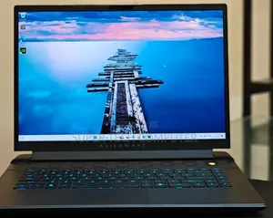New Laptop Alienware M17x R2 16GB Intel Core I9 SSD 1T