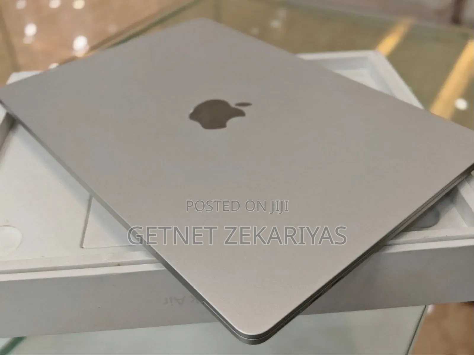 New Laptop Apple MacBook Air 2023 M2 8GB Apple M2 SSD 256GB