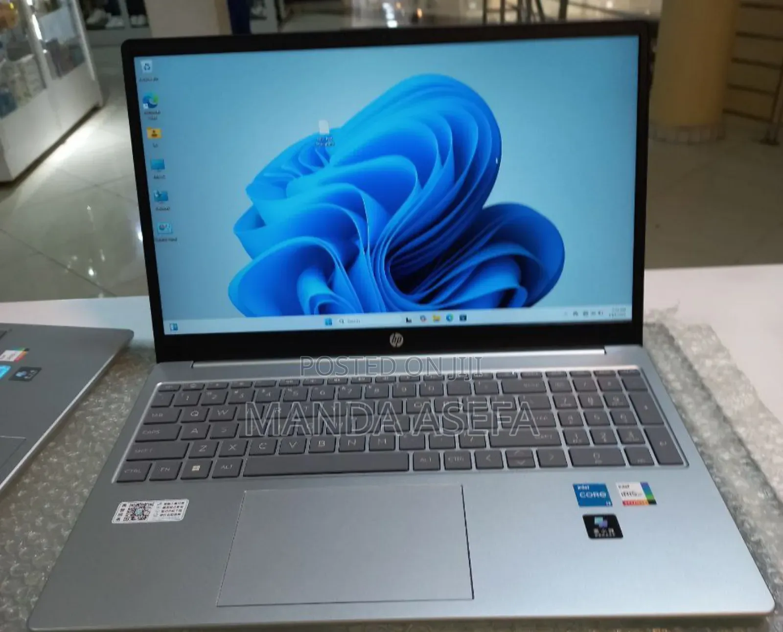 New Laptop HP Stream Notebook 16GB Intel Core I7 SSD 512GB