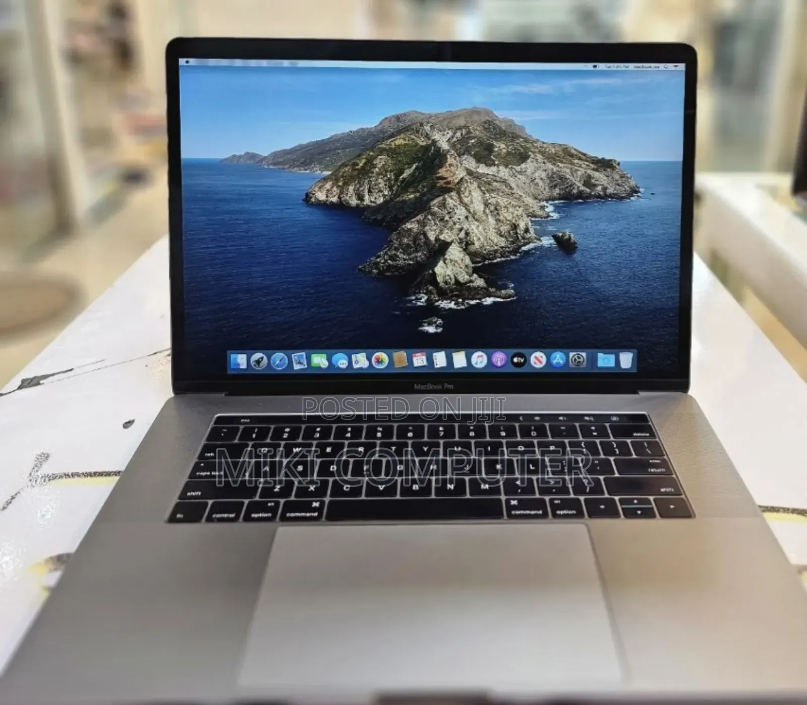 New Laptop Apple MacBook Pro 2016 16GB Intel Core I7 SSD 512GB