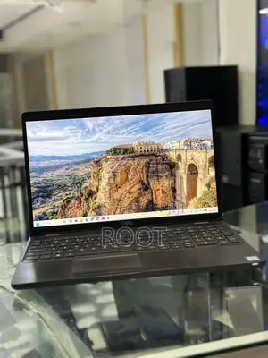 Laptop Dell Precision 3541 16GB Intel Core I7 SSD 1T