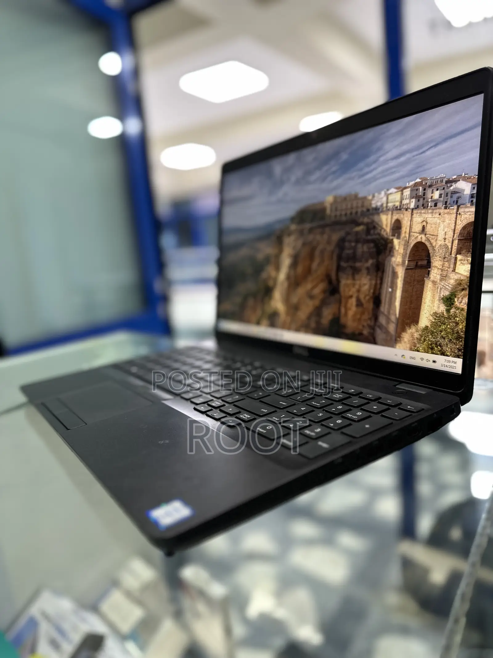 Laptop Dell Precision 3541 16GB Intel Core I7 SSD 1T