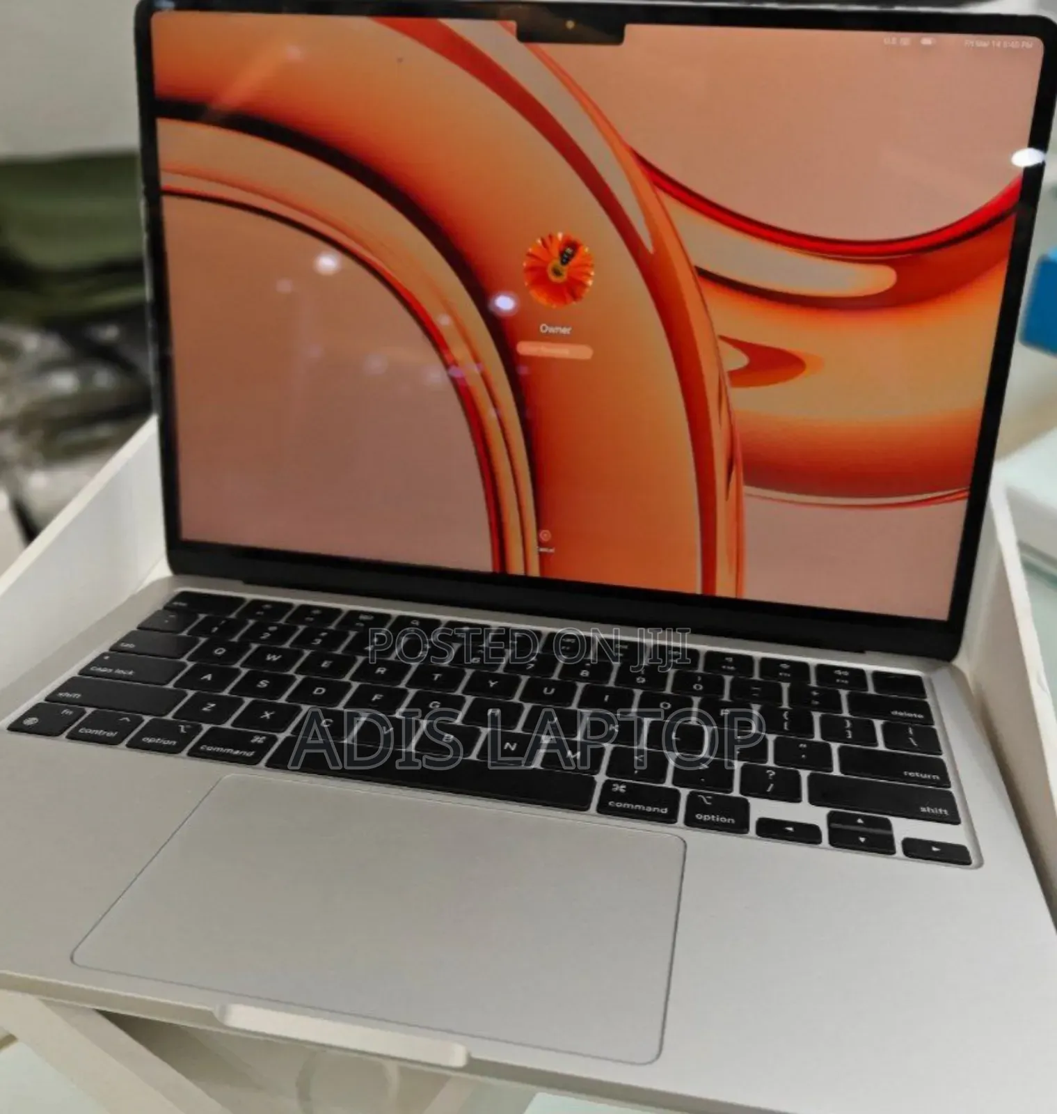 New Laptop Apple MacBook Air 2022 M2 8GB Apple M2 SSD 256GB