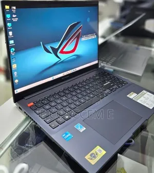 New Laptop Asus 16GB Intel Core I5 SSD 512GB
