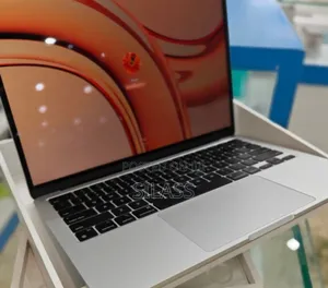 New Laptop Apple MacBook Air 2022 M2 8GB Apple M2 SSD 256GB