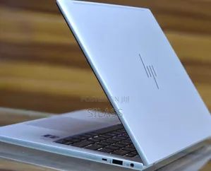 New Laptop HP EliteBook 840 10 16GB Intel Core I7 SSD 1T