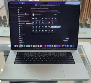 New Laptop Apple MacBook Pro M1 16GB Apple M1 Pro SSD 512GB