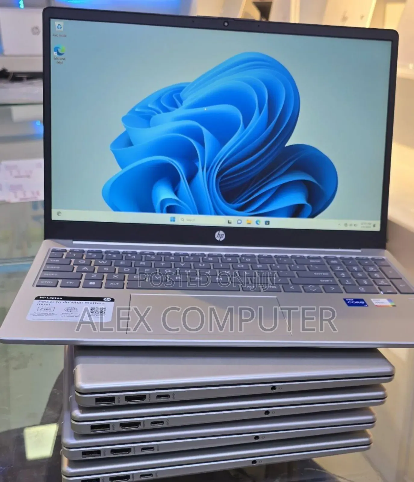 New Laptop HP Stream Notebook 16GB Intel Core I7 SSD 1T