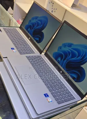 New Laptop HP Stream Notebook 16GB Intel Core I7 SSD 1T
